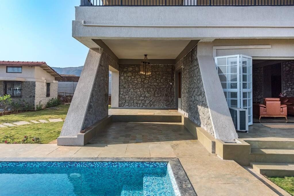 Stone Mansion By Phoenix Stays Igatpuri Ngoại thất bức ảnh