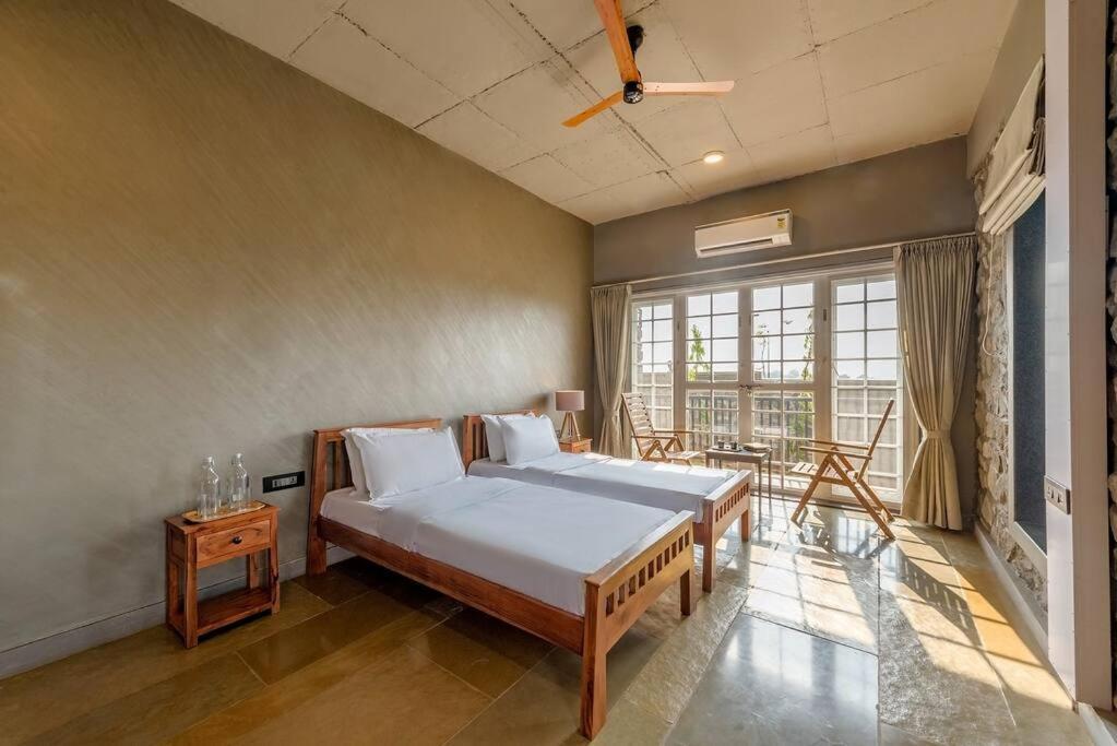 Stone Mansion By Phoenix Stays Igatpuri Ngoại thất bức ảnh