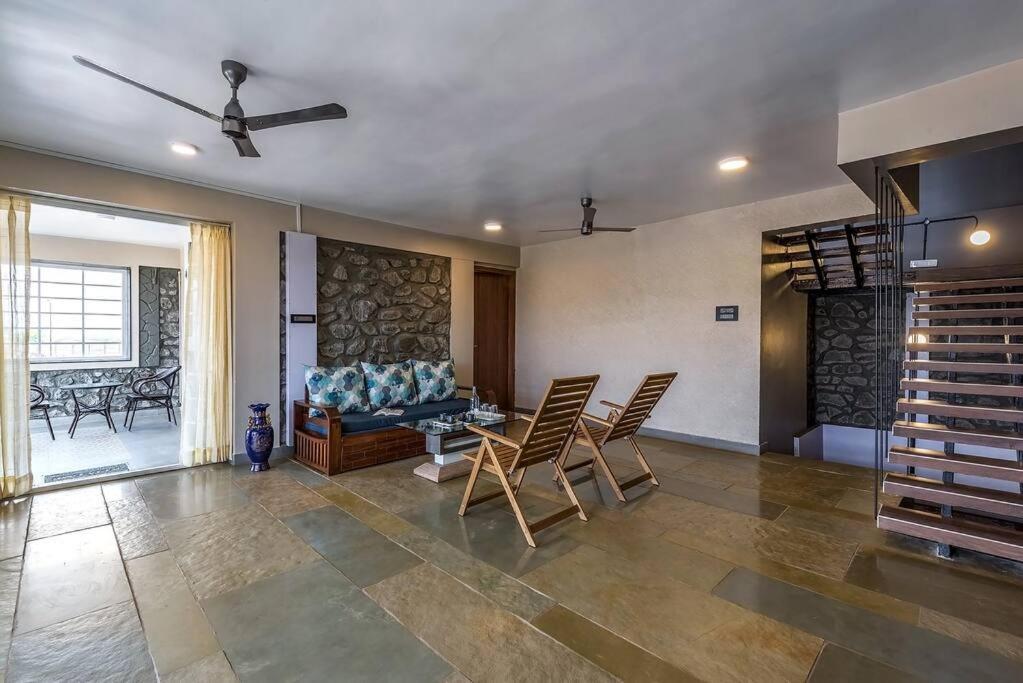 Stone Mansion By Phoenix Stays Igatpuri Ngoại thất bức ảnh