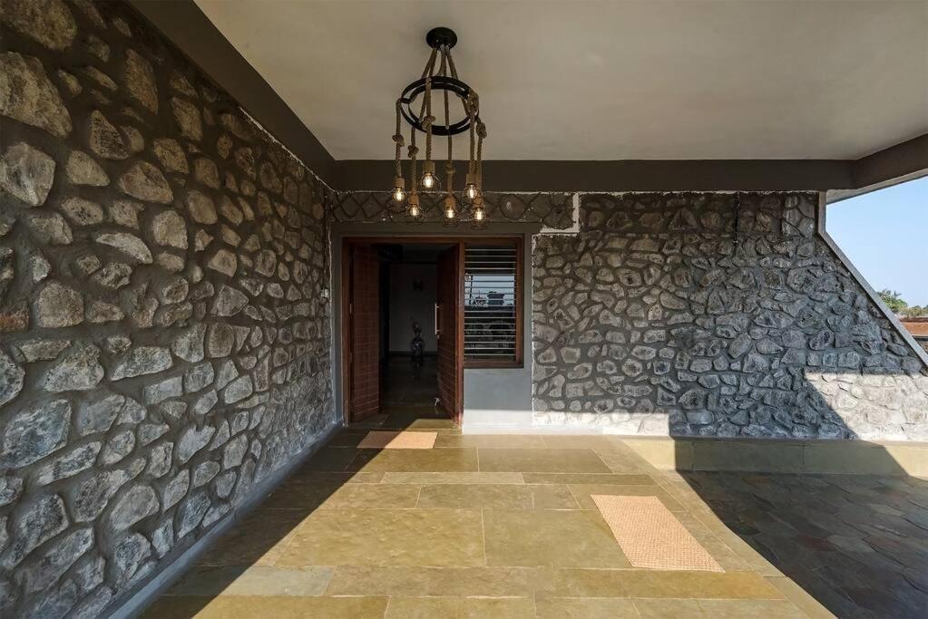 Stone Mansion By Phoenix Stays Igatpuri Ngoại thất bức ảnh