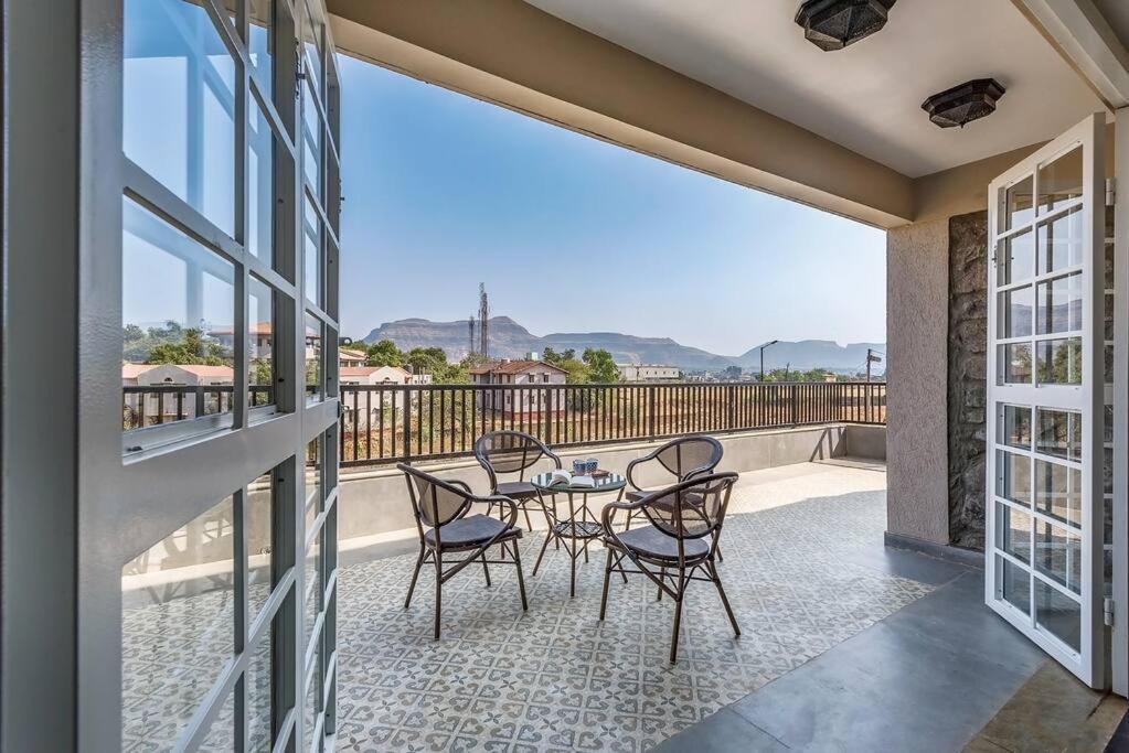 Stone Mansion By Phoenix Stays Igatpuri Ngoại thất bức ảnh